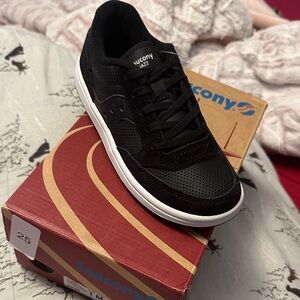 Saucony Kids Black Sneakers with White Sole